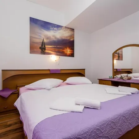 Scerbe Gordana & Miljenko Rab - Three Bedroom With Terrace 2 ラブ