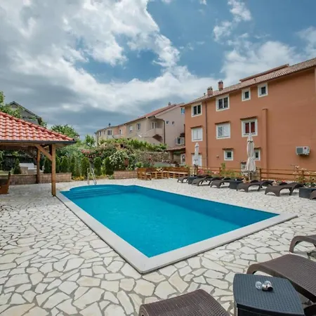 Scerbe Gordana & Miljenko Rab - Three Bedroom With Terrace 2 アパート