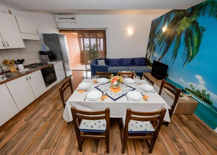 Scerbe Gordana & Miljenko Rab - Three Bedroom With Terrace 2 Apartment