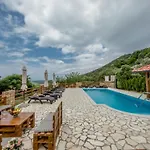 Scerbe Gordana & Miljenko Rab - Three Bedroom With Terrace 2