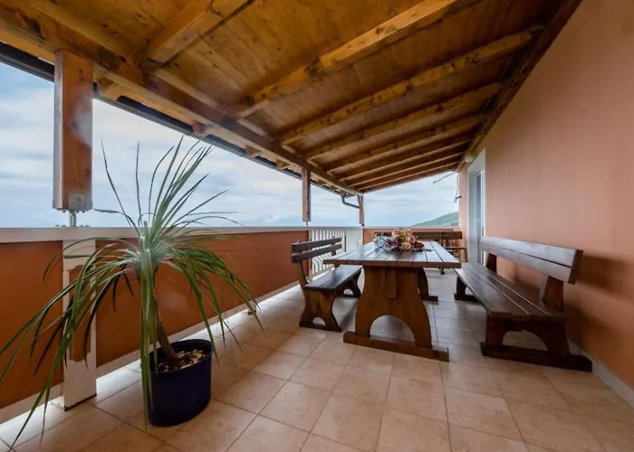 Appartement Scerbe Gordana & Miljenko Rab - Three Bedroom With Terrace 2 *